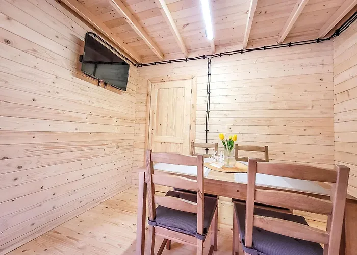 بيت للعطل Starkowo Pod Lasem